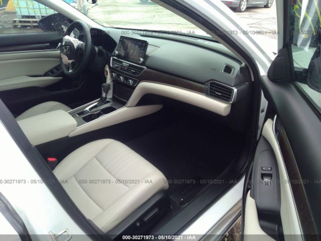 Photo 4 VIN: 1HGCV1F51LA017011 - HONDA ACCORD SEDAN 