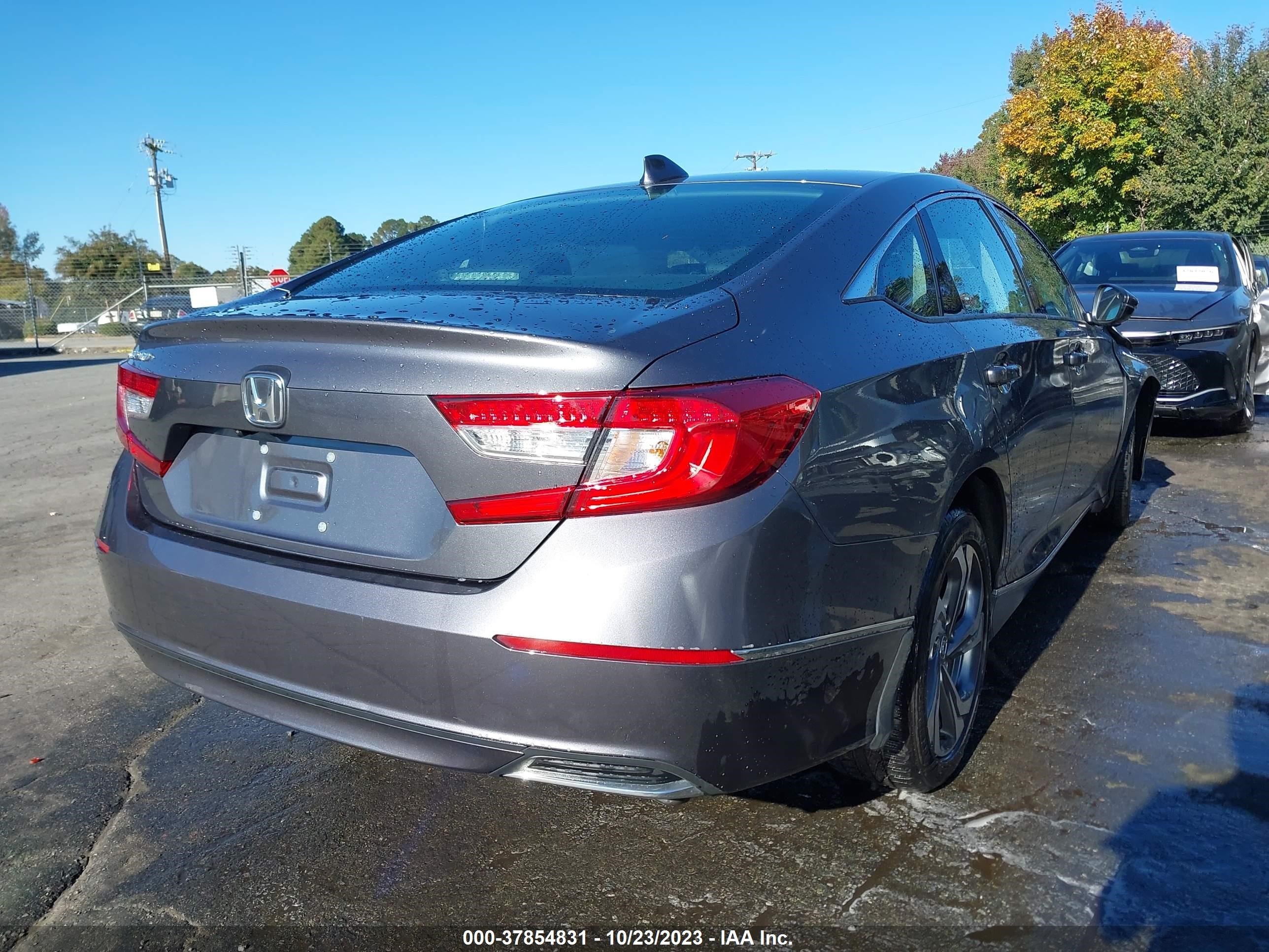 Photo 3 VIN: 1HGCV1F51LA092128 - HONDA ACCORD 