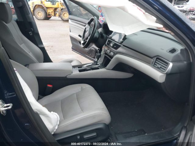 Photo 4 VIN: 1HGCV1F52JA089879 - HONDA ACCORD 