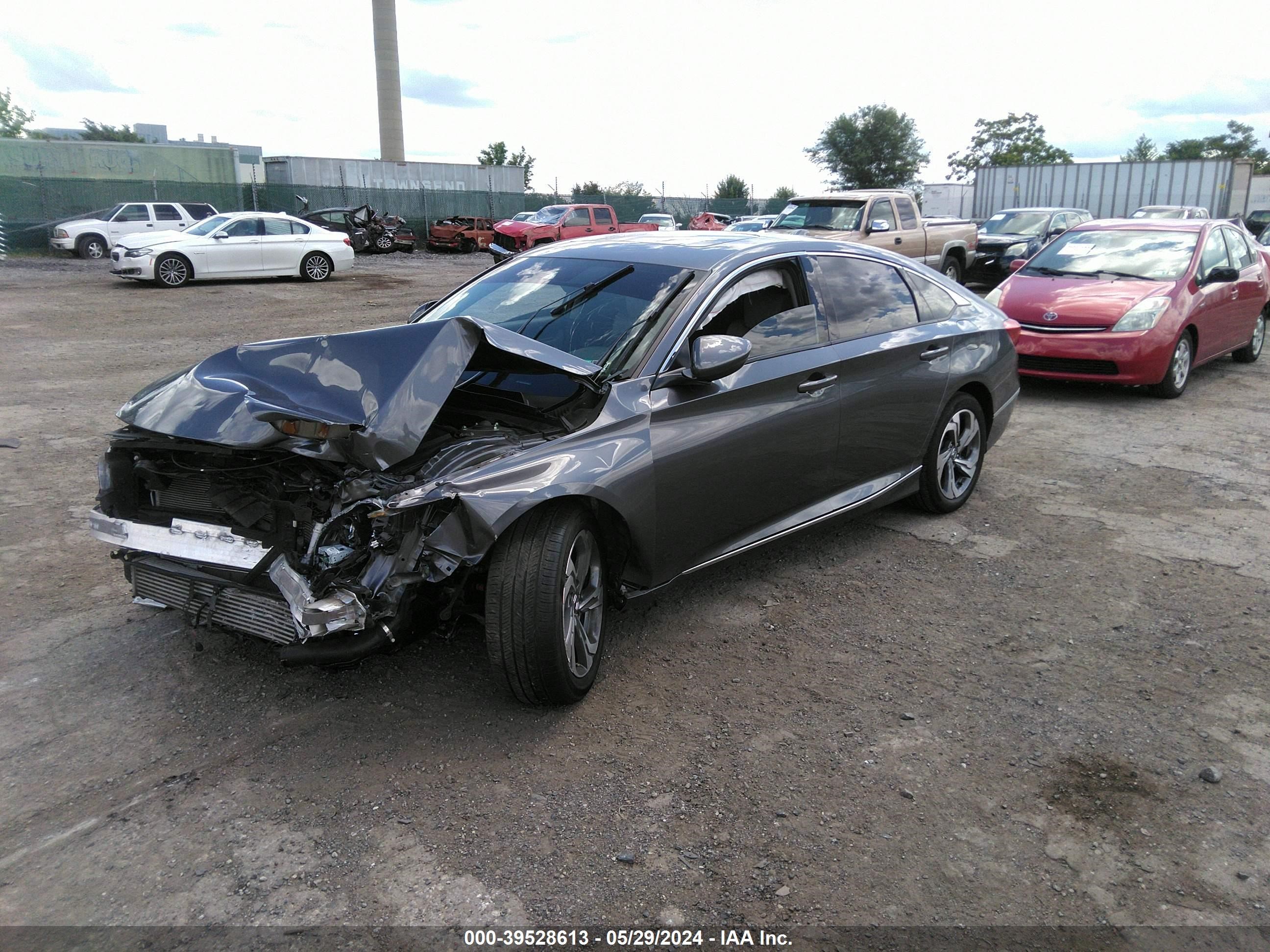 Photo 1 VIN: 1HGCV1F52LA104223 - HONDA ACCORD 