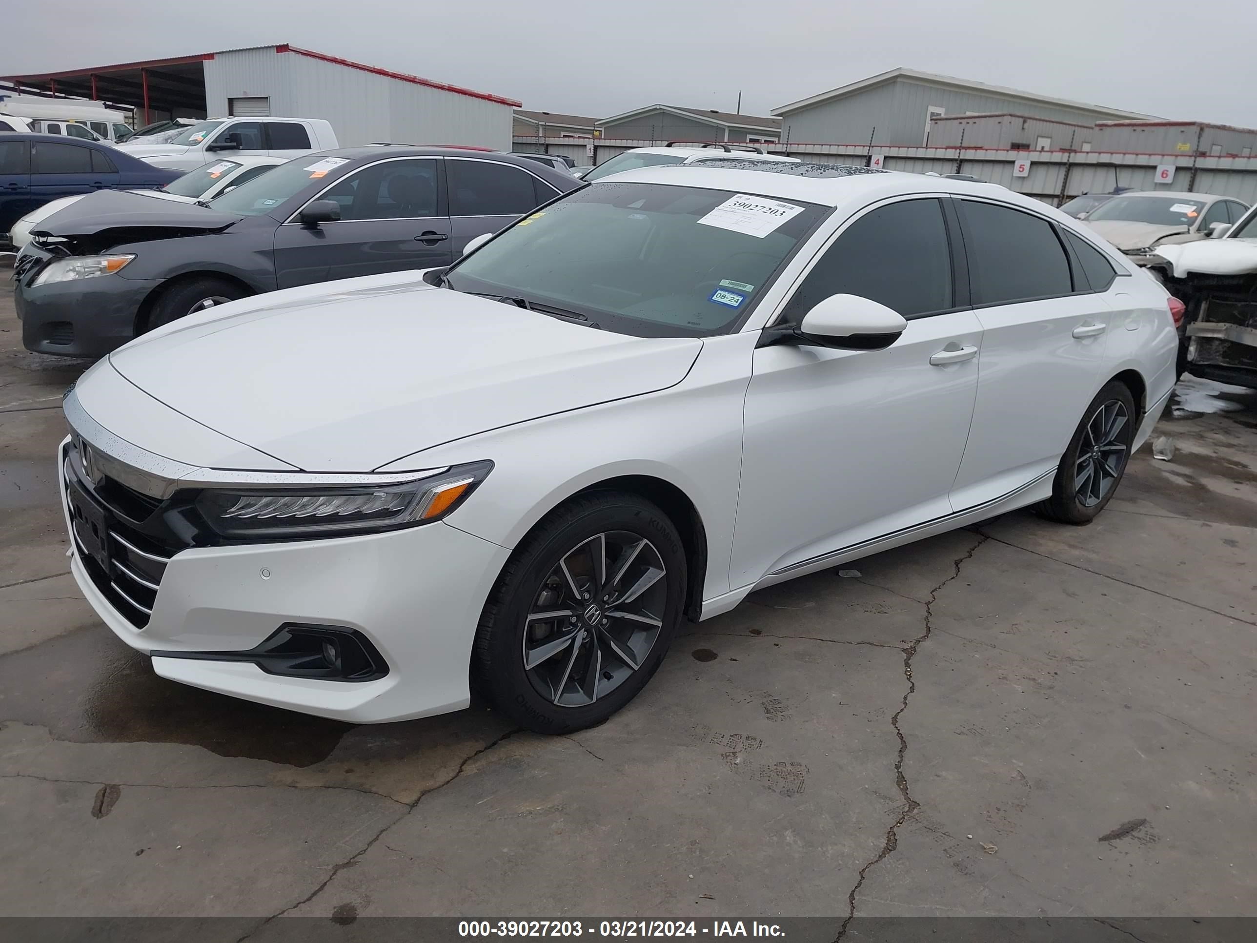 Photo 1 VIN: 1HGCV1F52MA096125 - HONDA ACCORD 