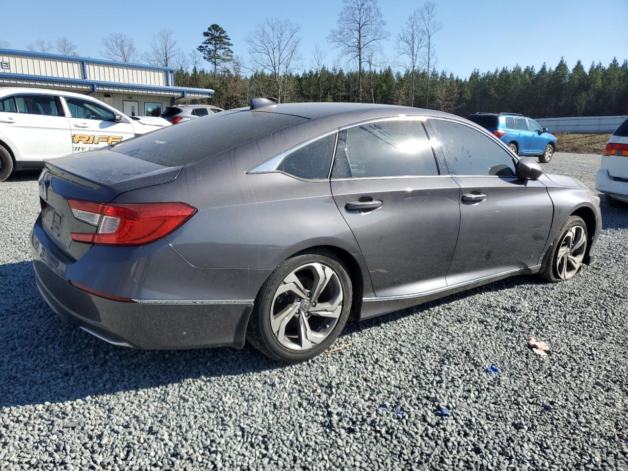 Photo 2 VIN: 1HGCV1F53KA083834 - HONDA ACCORD 