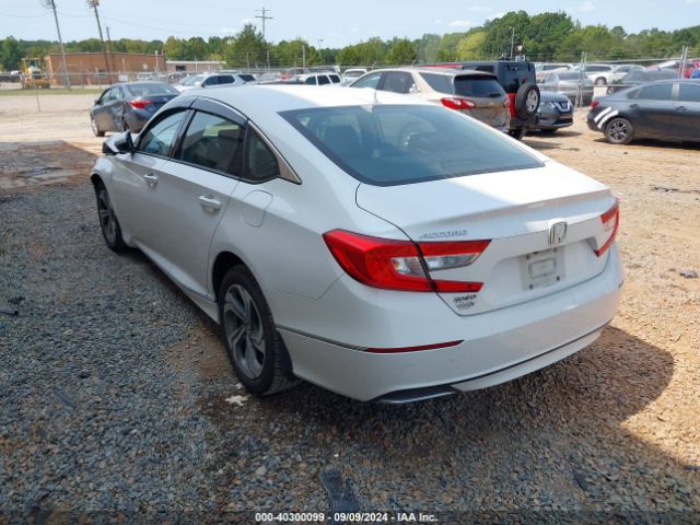 Photo 2 VIN: 1HGCV1F55JA105041 - HONDA ACCORD 