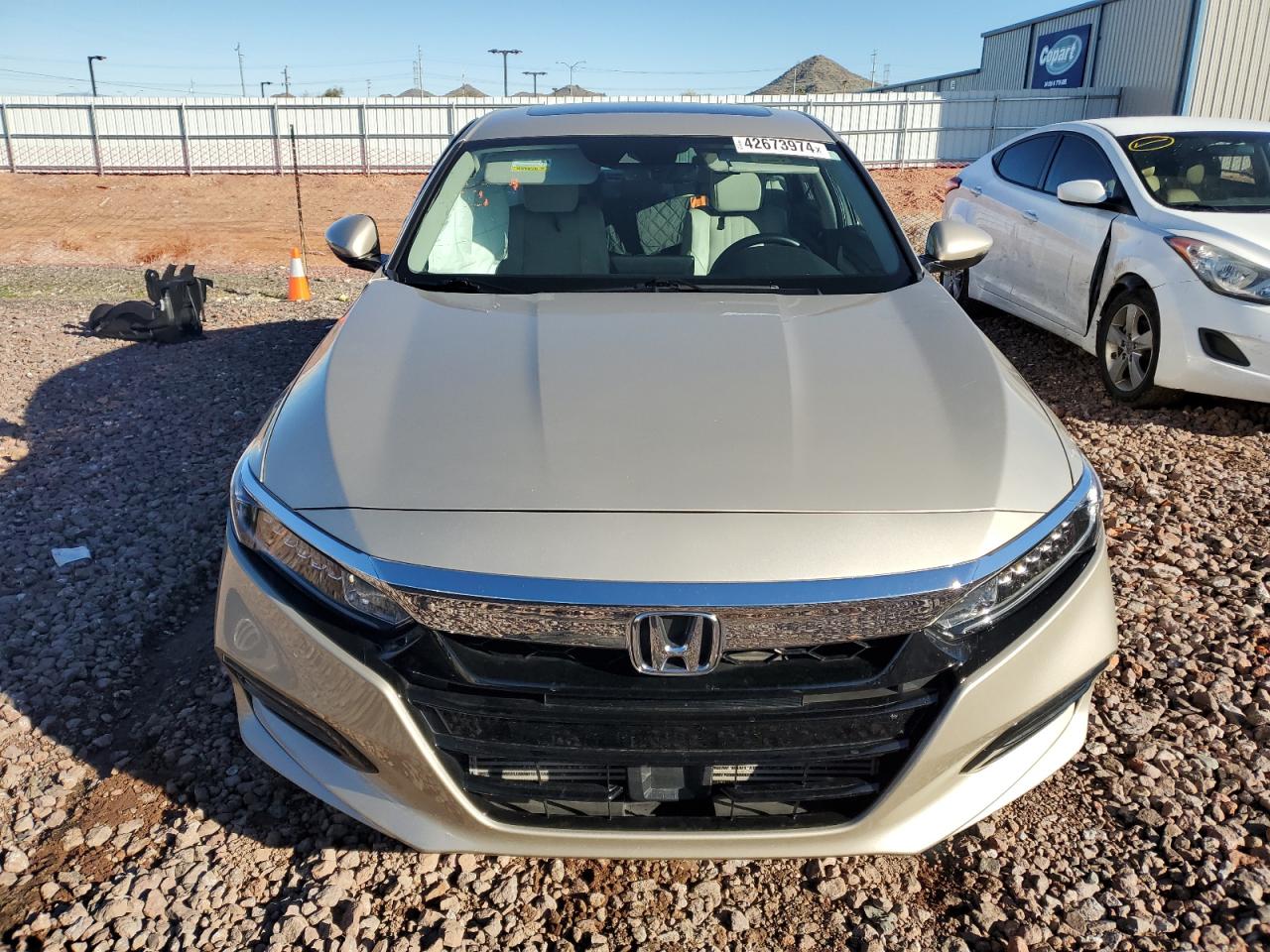 Photo 4 VIN: 1HGCV1F55JA189541 - HONDA ACCORD 