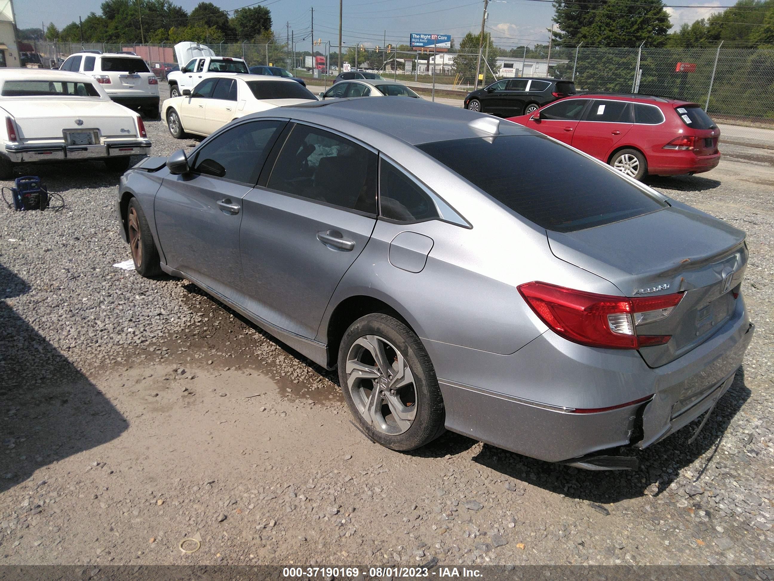 Photo 2 VIN: 1HGCV1F55LA060542 - HONDA ACCORD 