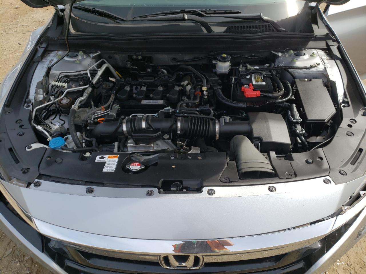 Photo 10 VIN: 1HGCV1F56JA017051 - HONDA ACCORD 