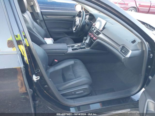 Photo 4 VIN: 1HGCV1F56JA058408 - HONDA ACCORD 