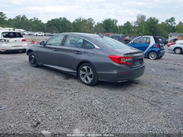 Photo 2 VIN: 1HGCV1F56KA121718 - HONDA ACCORD 