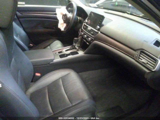 Photo 4 VIN: 1HGCV1F56KA136638 - HONDA ACCORD SEDAN 