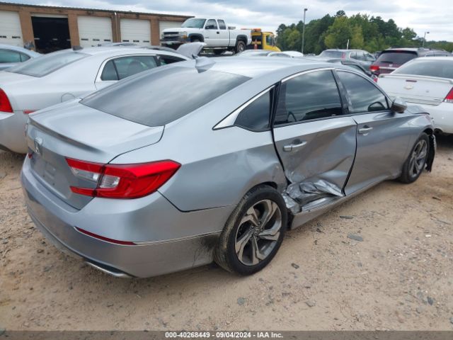 Photo 3 VIN: 1HGCV1F57JA121841 - HONDA ACCORD 