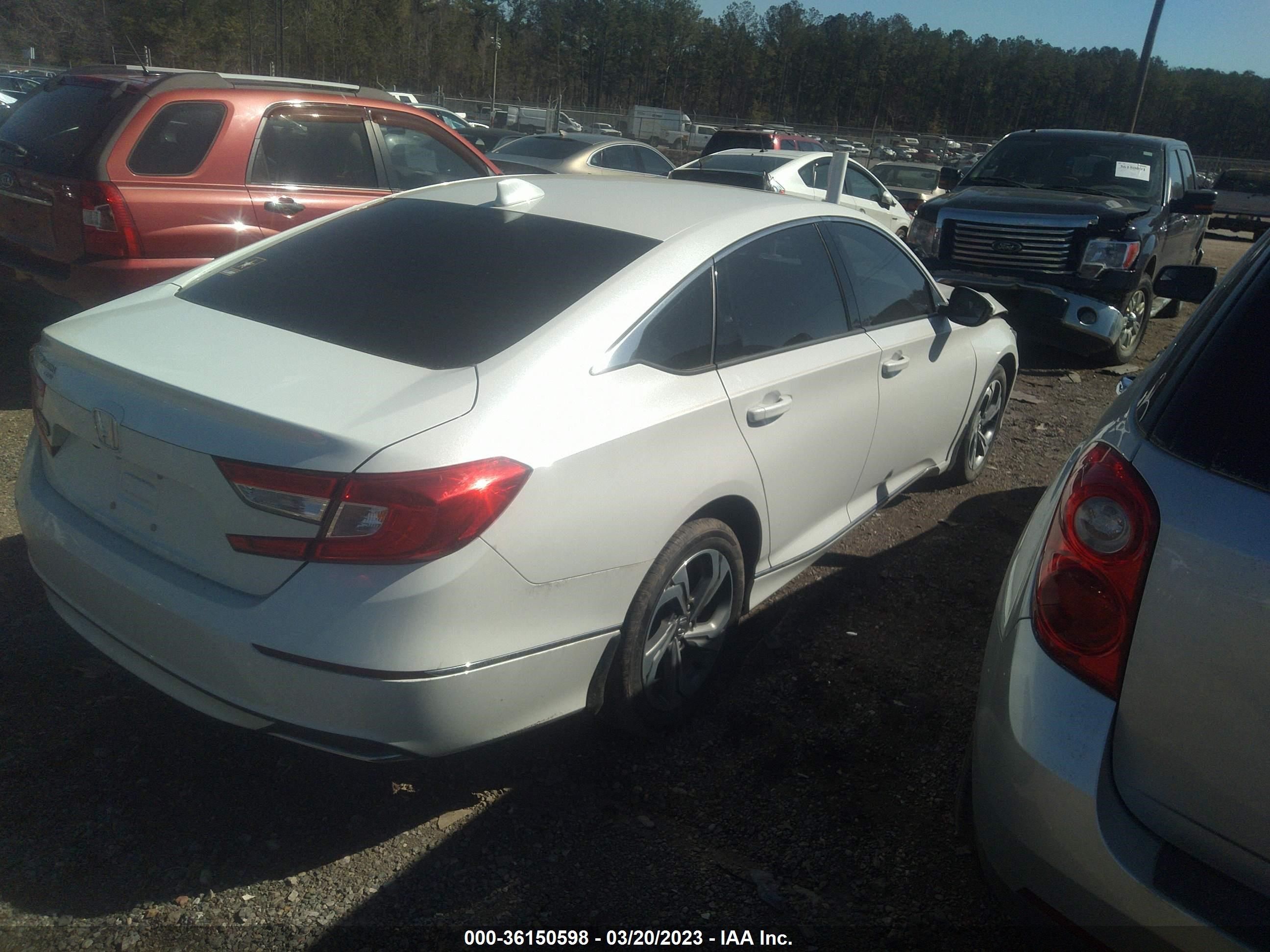 Photo 3 VIN: 1HGCV1F57KA073503 - HONDA ACCORD 