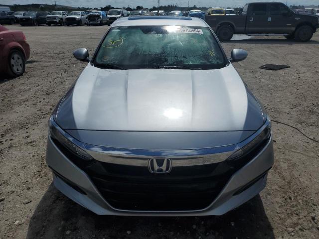 Photo 4 VIN: 1HGCV1F58JA067790 - HONDA ACCORD 