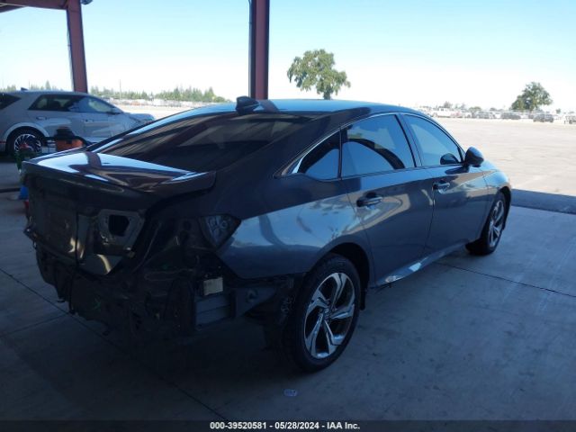 Photo 3 VIN: 1HGCV1F58JA090809 - HONDA ACCORD 