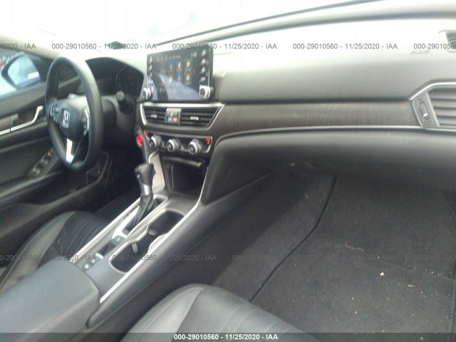 Photo 4 VIN: 1HGCV1F58JA173981 - HONDA ACCORD SEDAN 