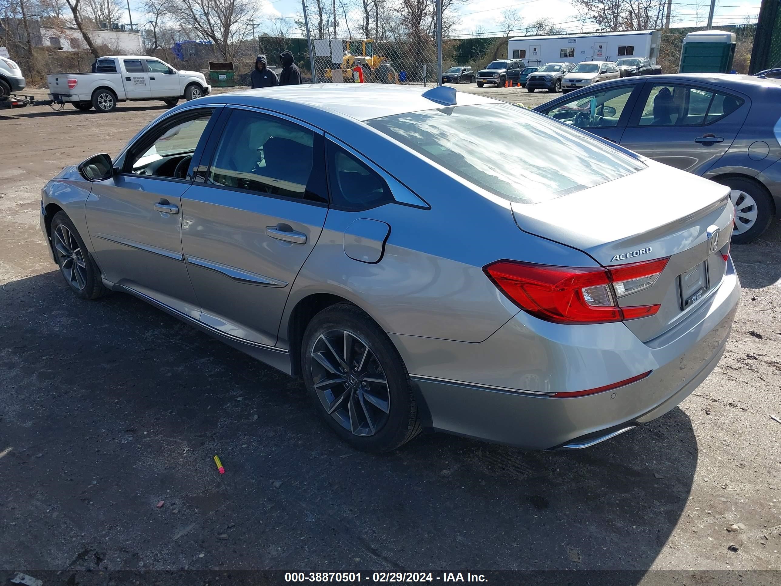 Photo 2 VIN: 1HGCV1F58NA062014 - HONDA ACCORD 