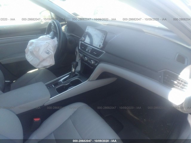 Photo 4 VIN: 1HGCV1F59JA151908 - HONDA ACCORD SEDAN 