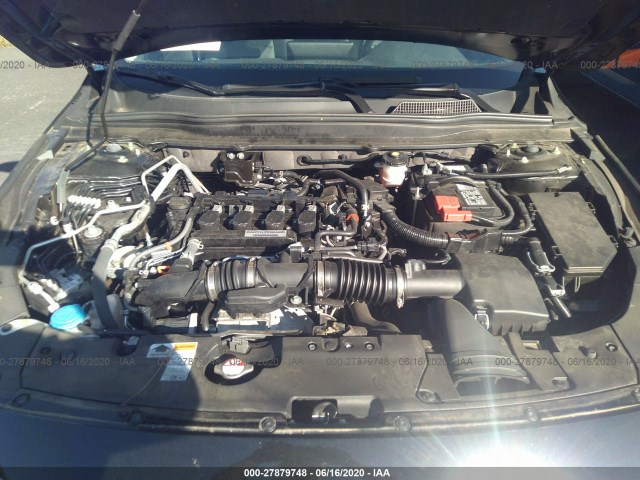 Photo 9 VIN: 1HGCV1F59JA258005 - HONDA ACCORD SEDAN 