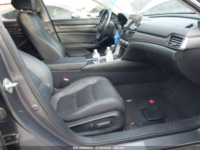 Photo 4 VIN: 1HGCV1F59KA116478 - HONDA ACCORD 