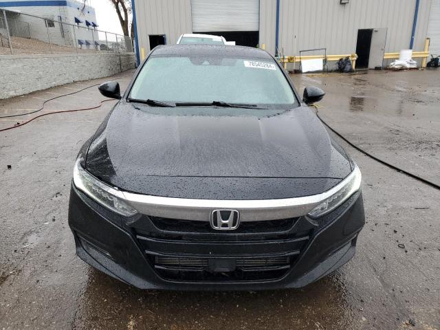 Photo 4 VIN: 1HGCV1F5XJA143655 - HONDA ACCORD EXL 