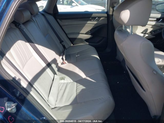 Photo 7 VIN: 1HGCV1F5XJA225420 - HONDA ACCORD 