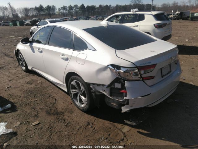 Photo 2 VIN: 1HGCV1F5XLA099076 - HONDA ACCORD SEDAN 