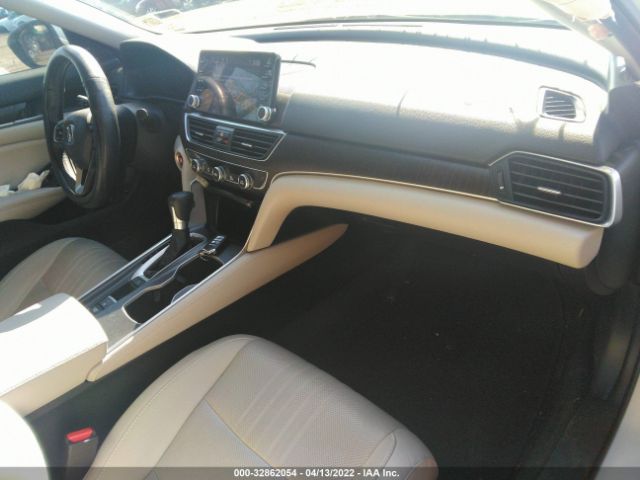 Photo 4 VIN: 1HGCV1F5XLA099076 - HONDA ACCORD SEDAN 