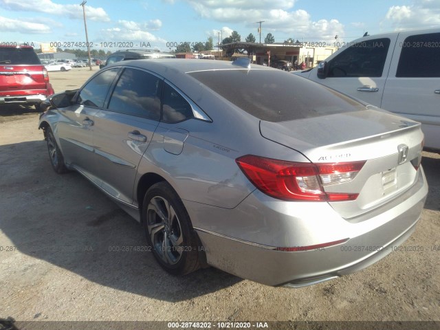 Photo 2 VIN: 1HGCV1F60JA003560 - HONDA ACCORD 