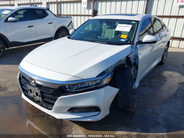 Photo 1 VIN: 1HGCV1F64JA086913 - HONDA ACCORD 