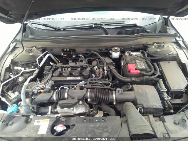 Photo 9 VIN: 1HGCV1F65JA041561 - HONDA ACCORD SEDAN 