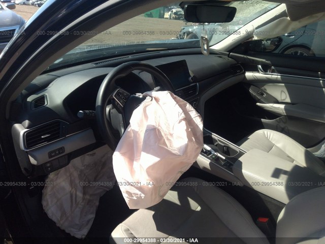 Photo 4 VIN: 1HGCV1F65JA173719 - HONDA ACCORD SEDAN 