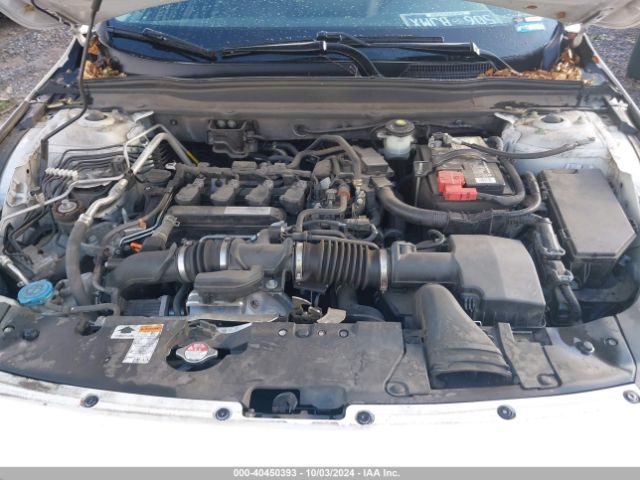 Photo 9 VIN: 1HGCV1F69JA068665 - HONDA ACCORD 