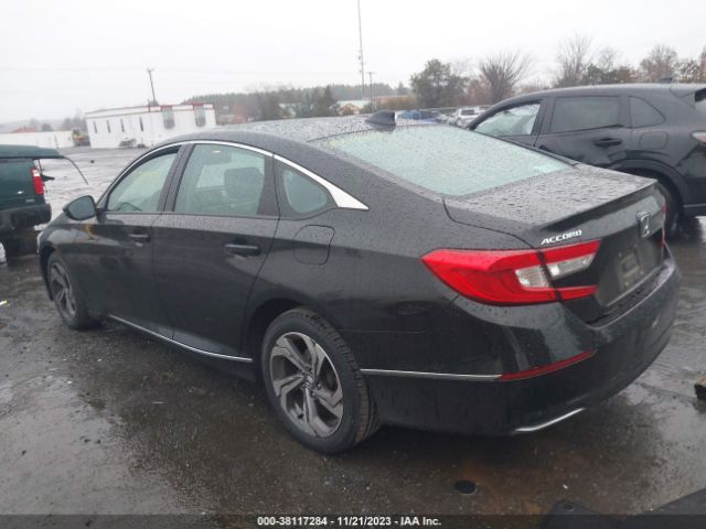 Photo 2 VIN: 1HGCV1F6XJA150632 - HONDA ACCORD 