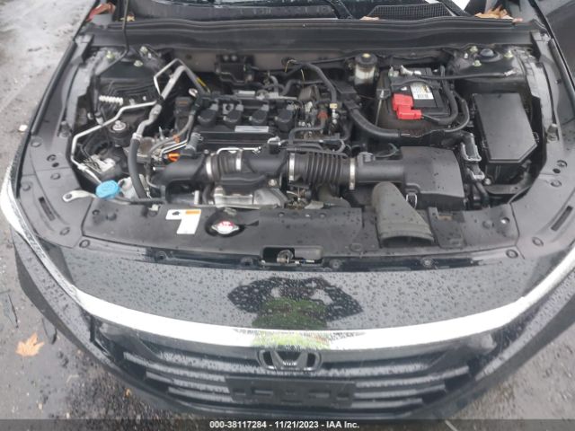 Photo 9 VIN: 1HGCV1F6XJA150632 - HONDA ACCORD 