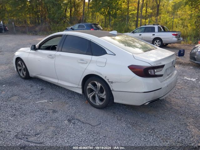 Photo 2 VIN: 1HGCV1F90JA015900 - HONDA ACCORD 