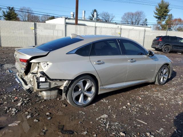 Photo 2 VIN: 1HGCV1F90JA077555 - HONDA ACCORD TOU 