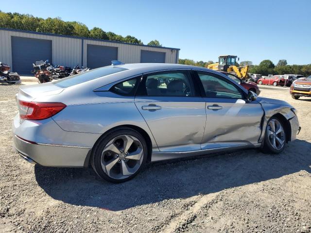 Photo 2 VIN: 1HGCV1F90JA104544 - HONDA ACCORD TOU 