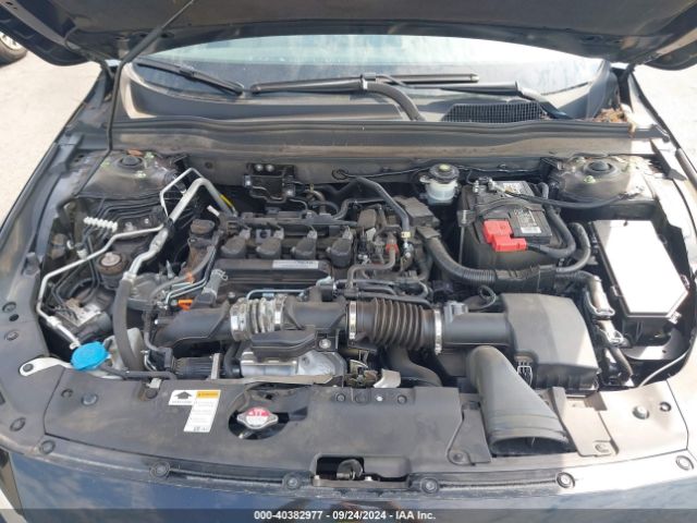 Photo 9 VIN: 1HGCV1F91JA045150 - HONDA ACCORD 