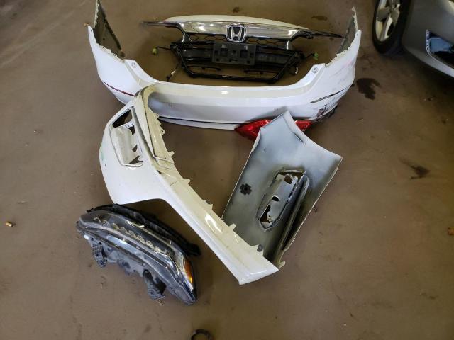 Photo 11 VIN: 1HGCV1F91JA067441 - HONDA ACCORD TOU 