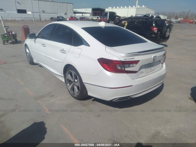 Photo 2 VIN: 1HGCV1F91JA068427 - HONDA ACCORD SEDAN 