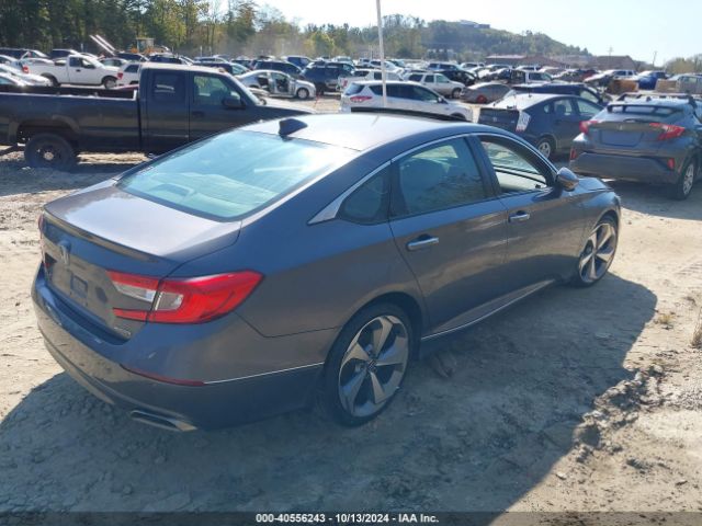 Photo 3 VIN: 1HGCV1F92JA003022 - HONDA ACCORD 