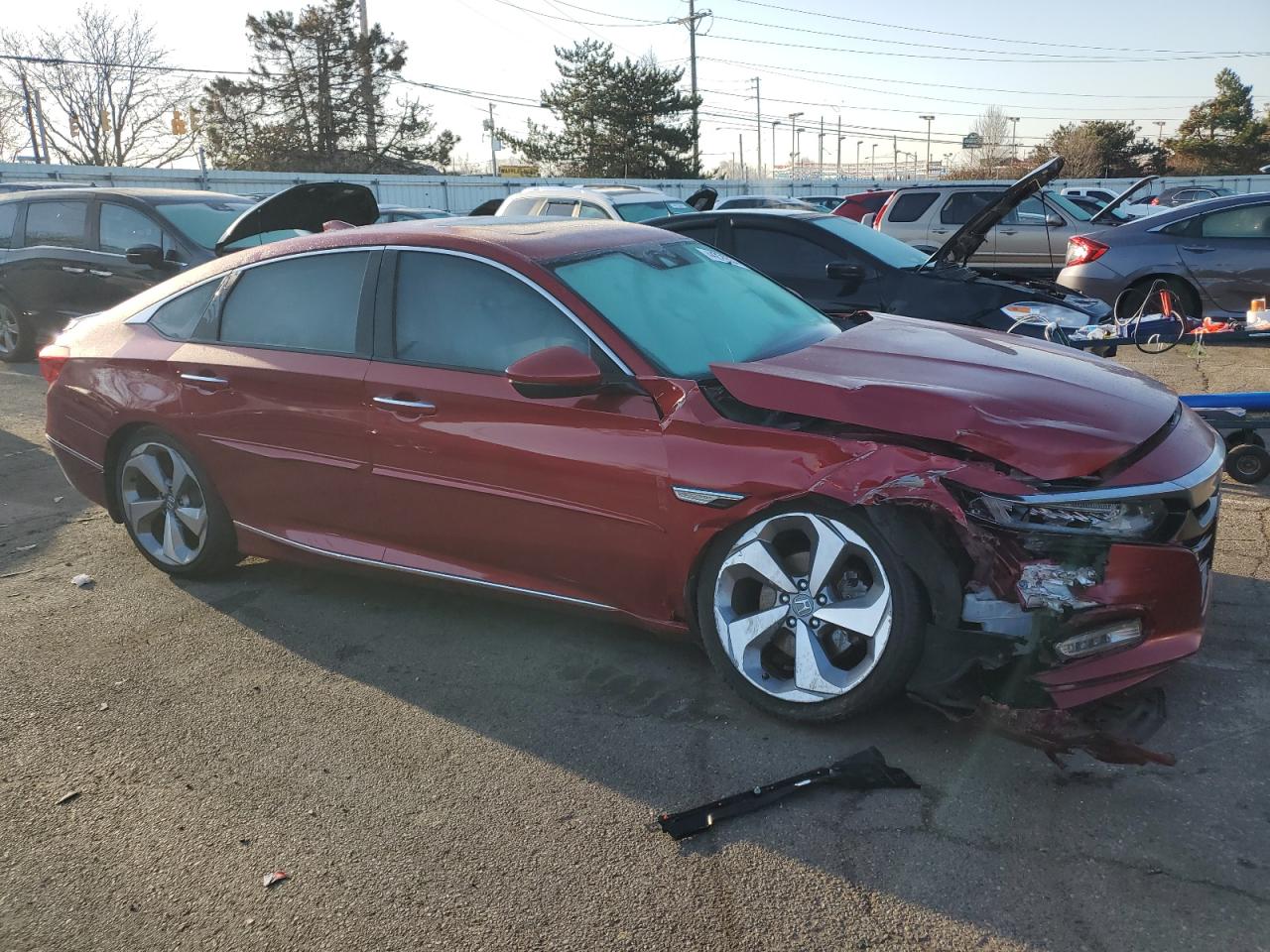 Photo 3 VIN: 1HGCV1F92JA015199 - HONDA ACCORD 