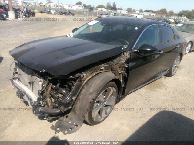 Photo 1 VIN: 1HGCV1F92JA108076 - HONDA ACCORD SEDAN 