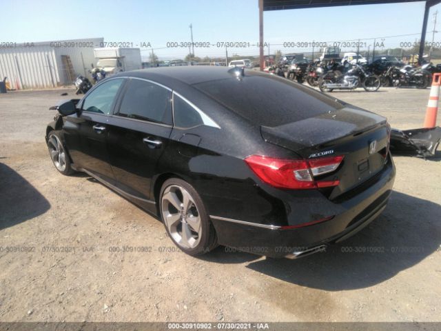 Photo 2 VIN: 1HGCV1F92JA108076 - HONDA ACCORD SEDAN 