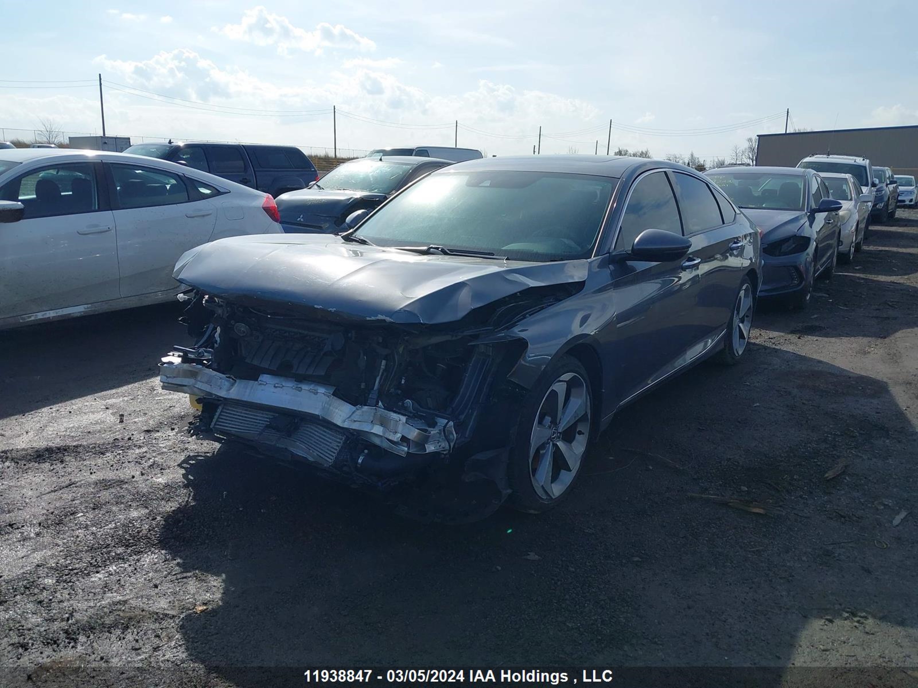 Photo 1 VIN: 1HGCV1F92JA802573 - HONDA ACCORD 