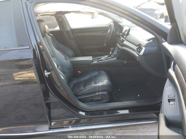 Photo 4 VIN: 1HGCV1F93JA020332 - HONDA ACCORD 