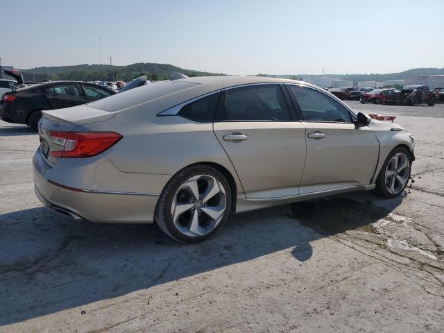 Photo 2 VIN: 1HGCV1F93JA209739 - HONDA ACCORD TOU 