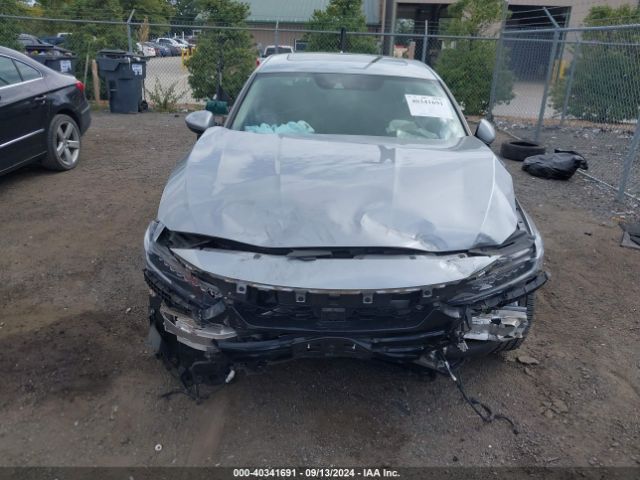 Photo 5 VIN: 1HGCV1F94JA074688 - HONDA ACCORD 