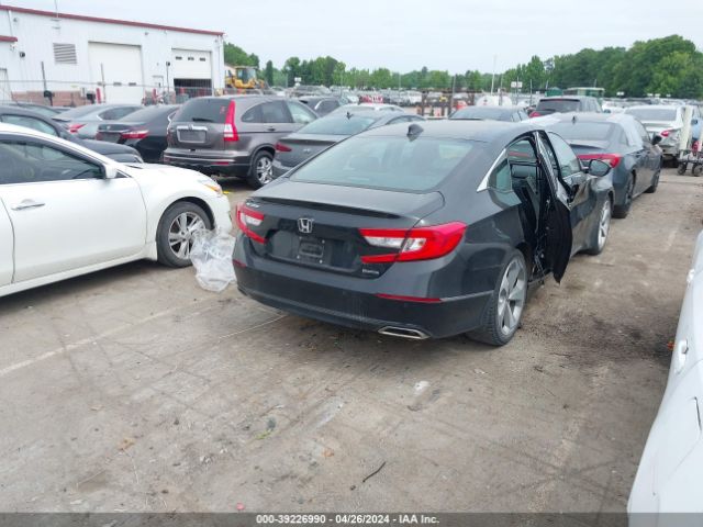 Photo 3 VIN: 1HGCV1F94JA121895 - HONDA ACCORD 