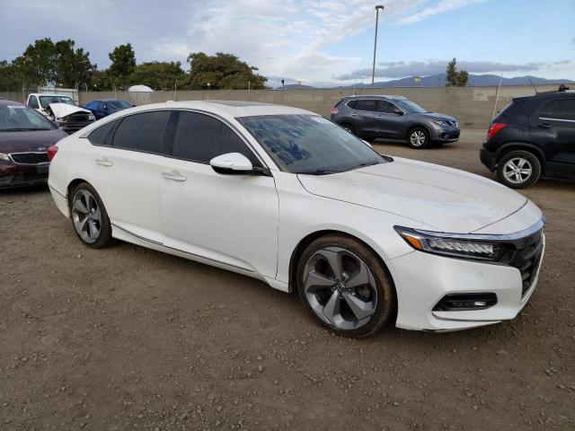 Photo 3 VIN: 1HGCV1F94JA144139 - HONDA ACCORD TOU 