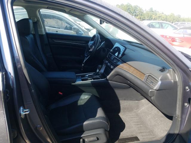 Photo 4 VIN: 1HGCV1F95JA004777 - HONDA ACCORD TOU 